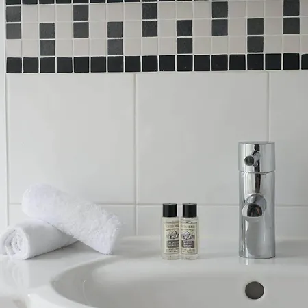 Apollon Montparnasse Hotell 3*