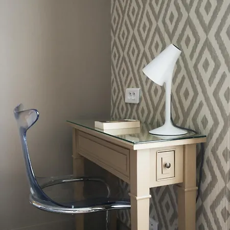 Apollon Montparnasse 3* Paris