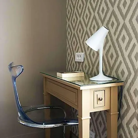 Apollon Montparnasse Отель 3*