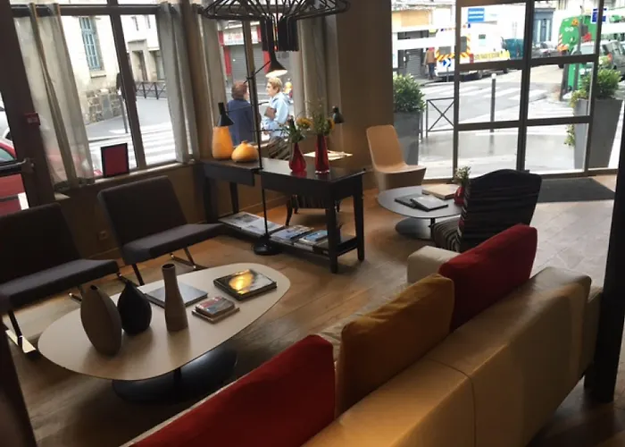 アポロン モンパルナス ホテル