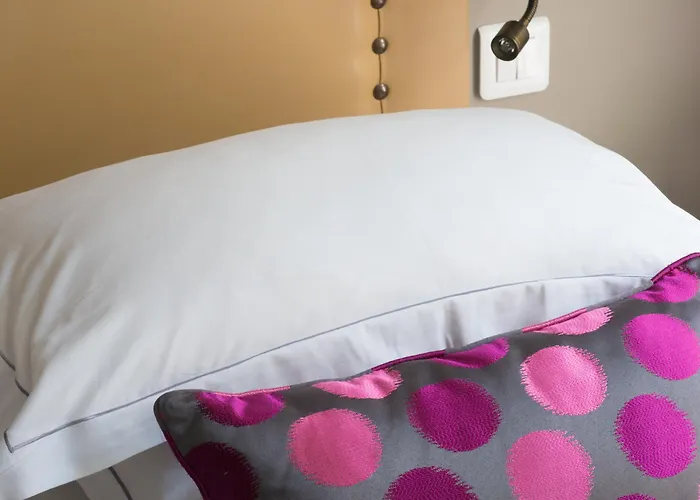 アポロン モンパルナス ホテル