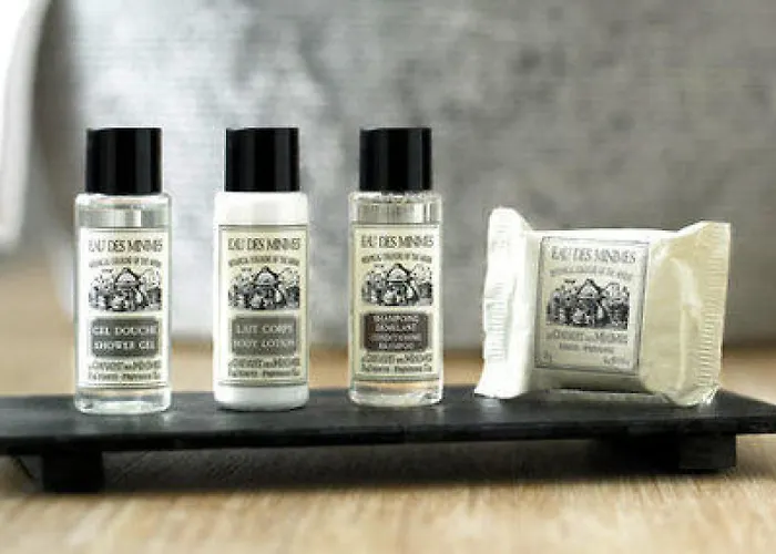 アポロン モンパルナス パリ