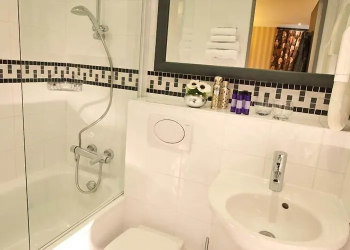 ホテル アポロン モンパルナス パリ