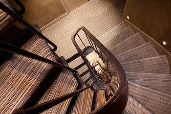 アポロン モンパルナス 3* パリ