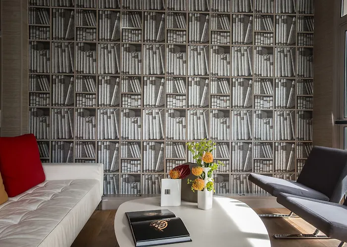 アポロン モンパルナス 3* パリ