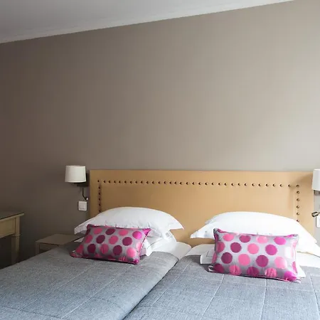Apollon Montparnasse Отель 3*