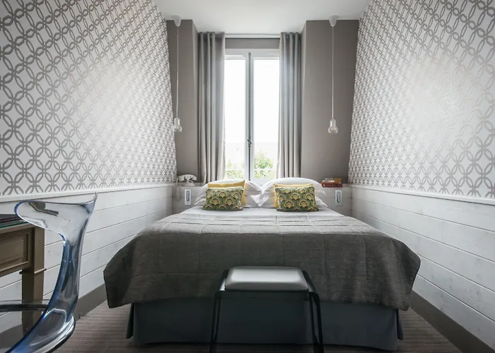 Apollon Montparnasse Hotel